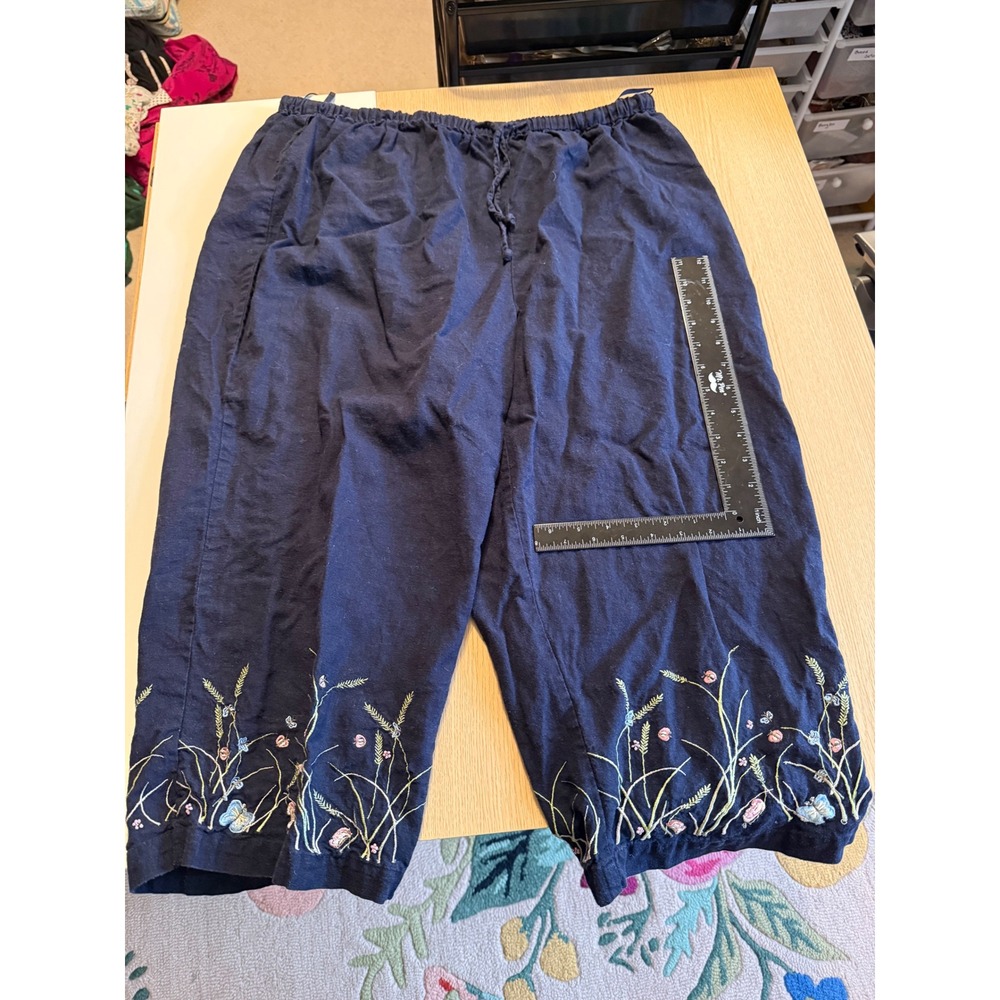 Dressbarn Woman Navy Blue Linen Embroidered Floral Crop Pants Plus Size 18W